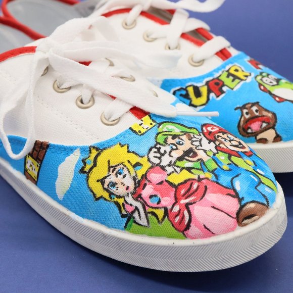 Hand Painted Super Mario Bros Shoes, Womens Size 8 - Picture 5 of 5